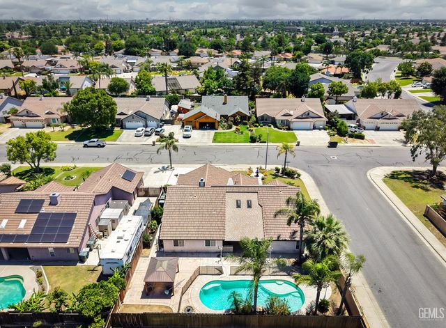 10008 Cheyenne Drive, Bakersfield, CA 93312