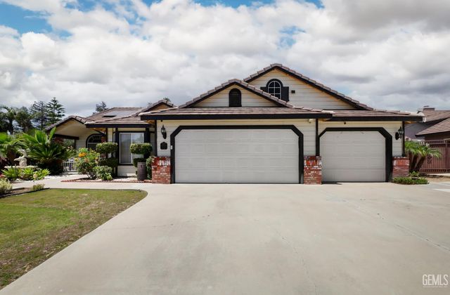 10008 Cheyenne Drive, Bakersfield, CA 93312