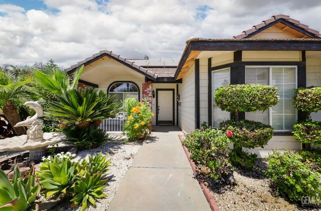 10008 Cheyenne Drive, Bakersfield, CA 93312