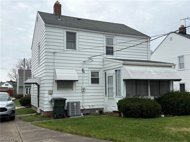 266 E 204th Street, Euclid, OH 44123
