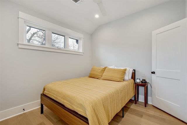 1909 Willow ST 2, Austin, TX 78702