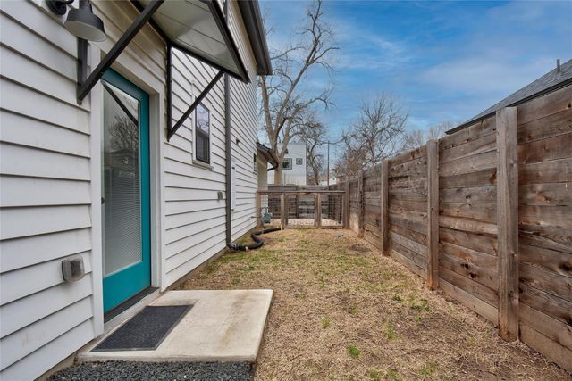 1909 Willow ST 2, Austin, TX 78702