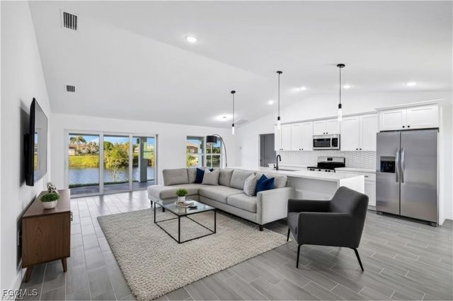 3603 NE 9th AVE, Cape Coral, FL 33909