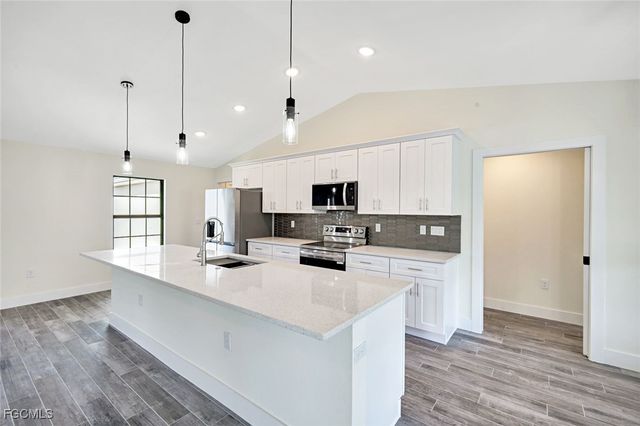 3603 NE 9th AVE, Cape Coral, FL 33909