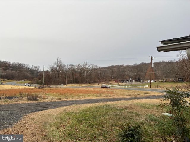 12309 GALLAHAN RD, Clinton, MD 20735