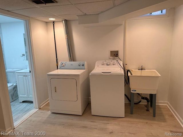 24941 Rouge River Drive, Dearborn Heights, MI 48127