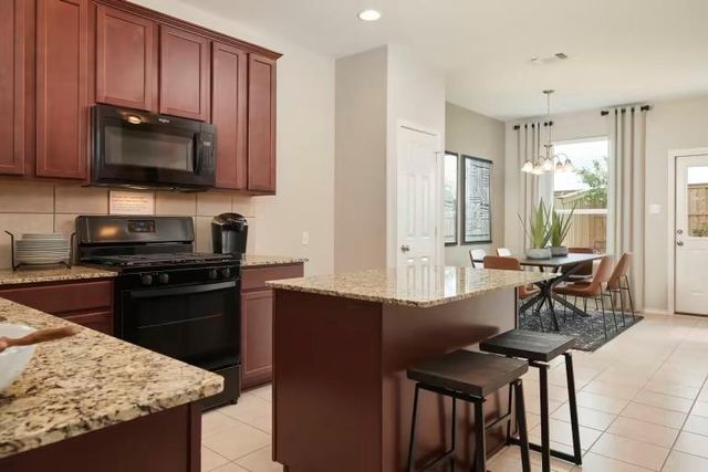 825 Cherrystone LOOP, Buda, TX 78610
