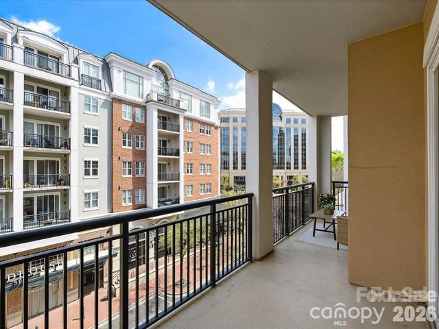 4620 Piedmont Row Drive, Charlotte, NC 28210