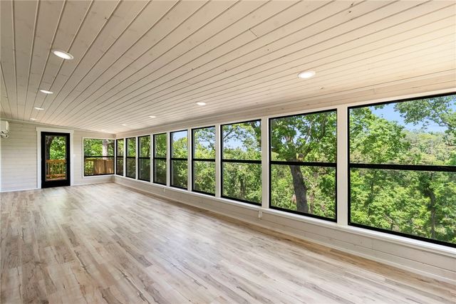15145 Beech Drive, Lowell, AR 72745