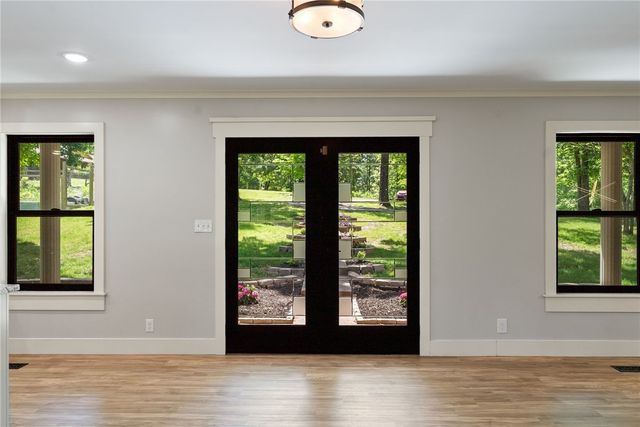 15145 Beech Drive, Lowell, AR 72745