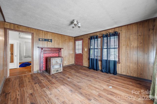 2012 Baton Rouge Road, Chester, SC 29706