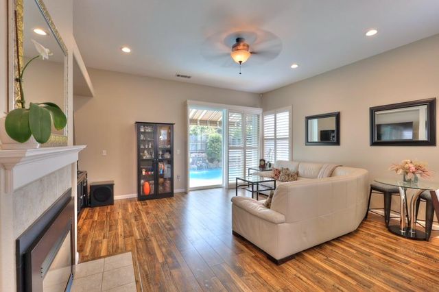 2586 Knobcone Ln, Lodi, CA 95242