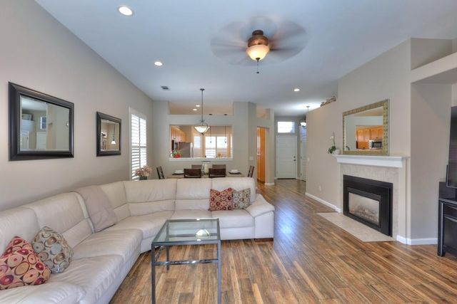 2586 Knobcone Ln, Lodi, CA 95242