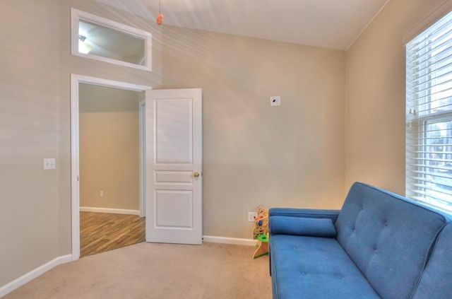 2586 Knobcone Ln, Lodi, CA 95242