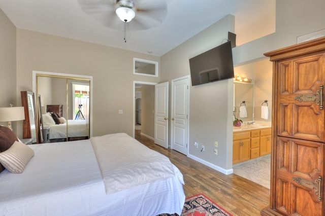 2586 Knobcone Ln, Lodi, CA 95242