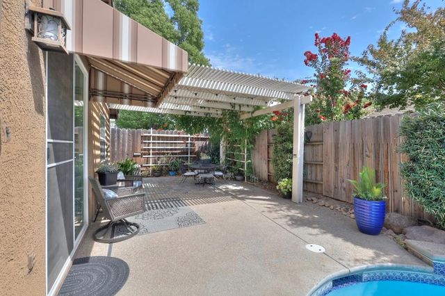 2586 Knobcone Ln, Lodi, CA 95242