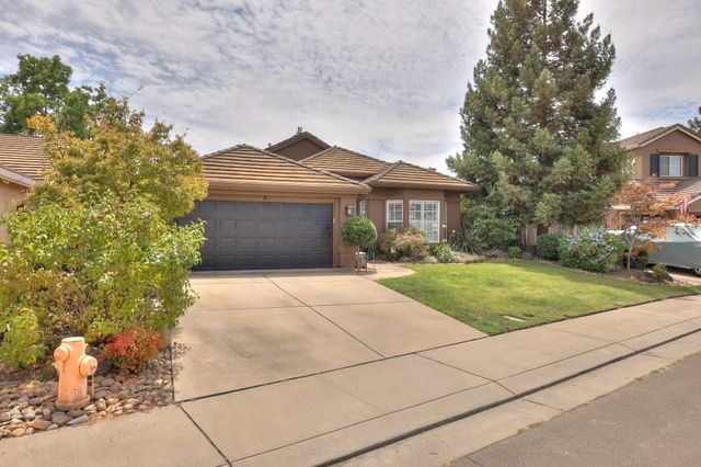 2586 Knobcone Ln, Lodi, CA 95242