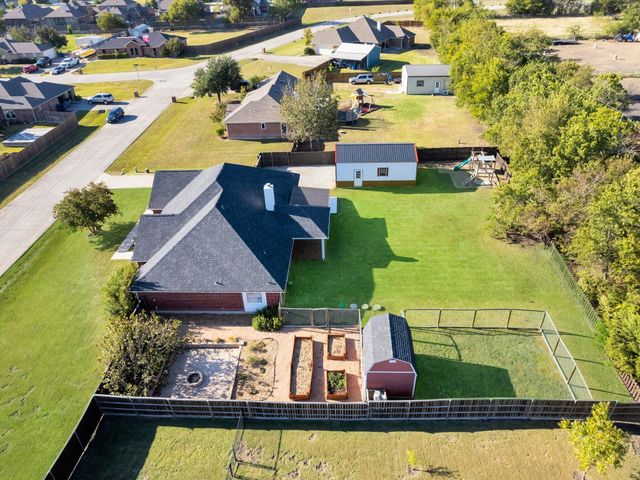 105 James Street, Fate, TX 75189