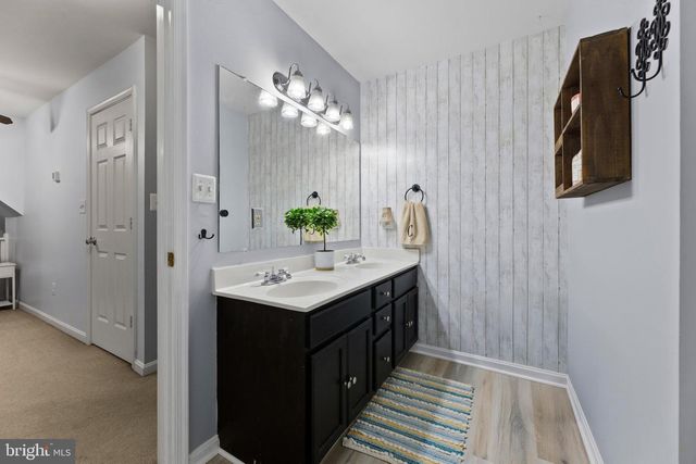 5349 CHRISTA CT, Warrenton, VA 20187