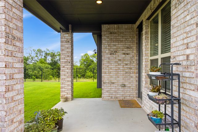 10000 Sequoia Street, Providence Village, TX 76227
