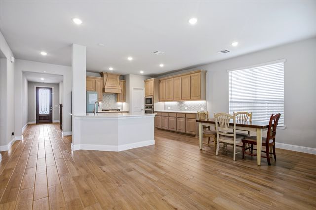 10000 Sequoia Street, Providence Village, TX 76227