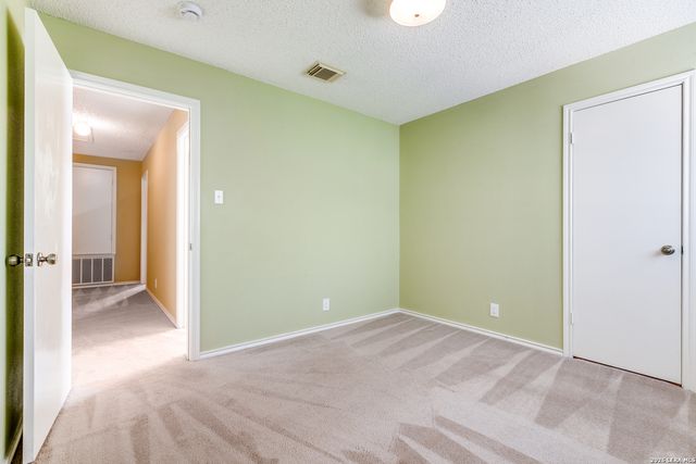 7851 Farlin Park, San Antonio, TX 78249