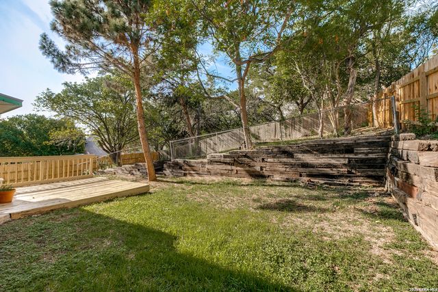 7851 Farlin Park, San Antonio, TX 78249