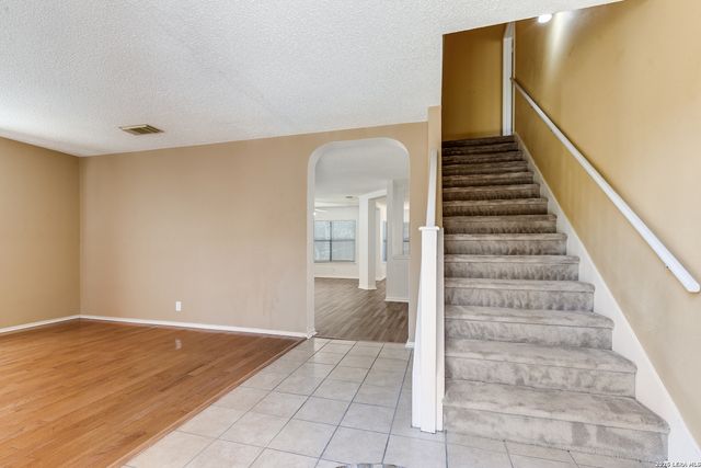 7851 Farlin Park, San Antonio, TX 78249