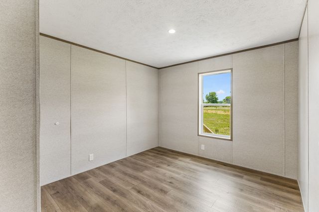 8 Otha Rd, Summertown, TN 38483