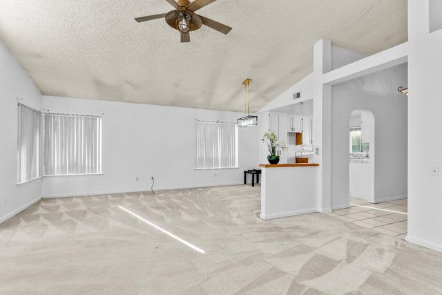 3127 Mill Oak Way, Sacramento, CA 95833