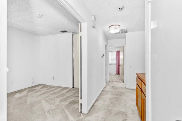 3127 Mill Oak Way, Sacramento, CA 95833