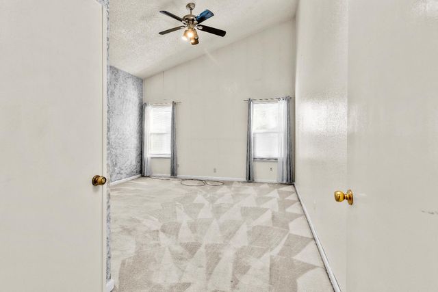 3127 Mill Oak Way, Sacramento, CA 95833