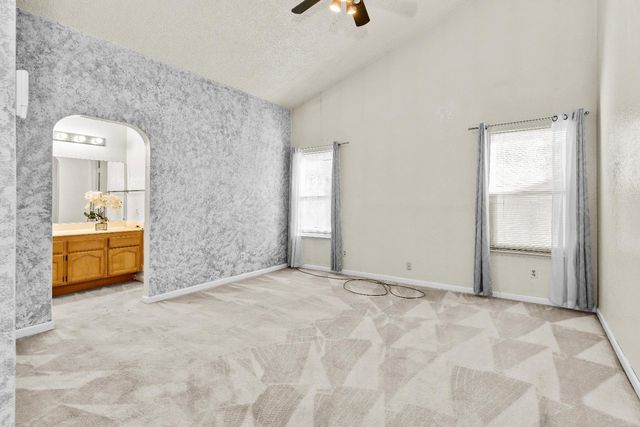 3127 Mill Oak Way, Sacramento, CA 95833