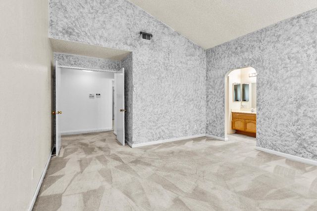 3127 Mill Oak Way, Sacramento, CA 95833