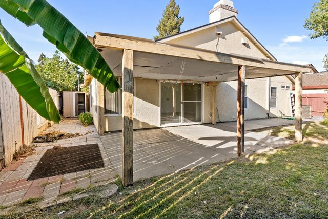 3127 Mill Oak Way, Sacramento, CA 95833