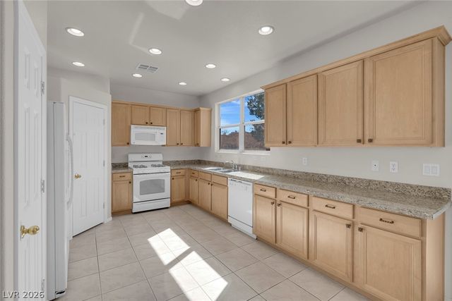 8833 Salvestrin Point Avenue, Las Vegas, NV 89148