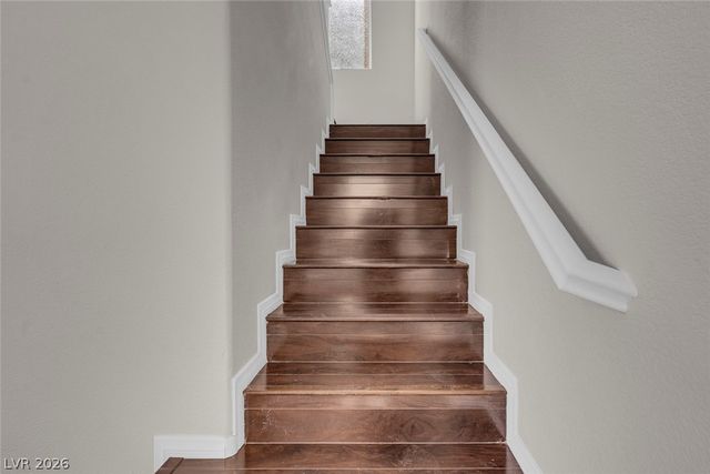 8833 Salvestrin Point Avenue, Las Vegas, NV 89148