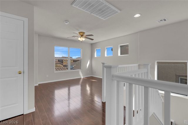 8833 Salvestrin Point Avenue, Las Vegas, NV 89148