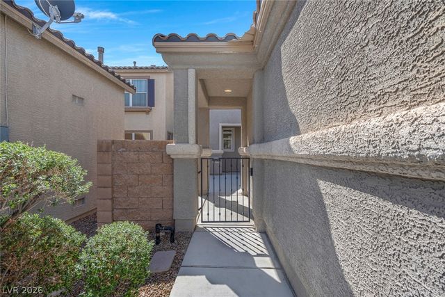 8833 Salvestrin Point Avenue, Las Vegas, NV 89148