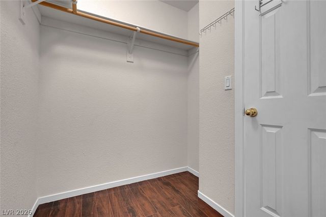 8833 Salvestrin Point Avenue, Las Vegas, NV 89148