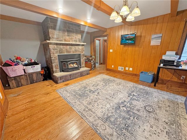 1305 Mercer Ave, Hermitage, PA 16148