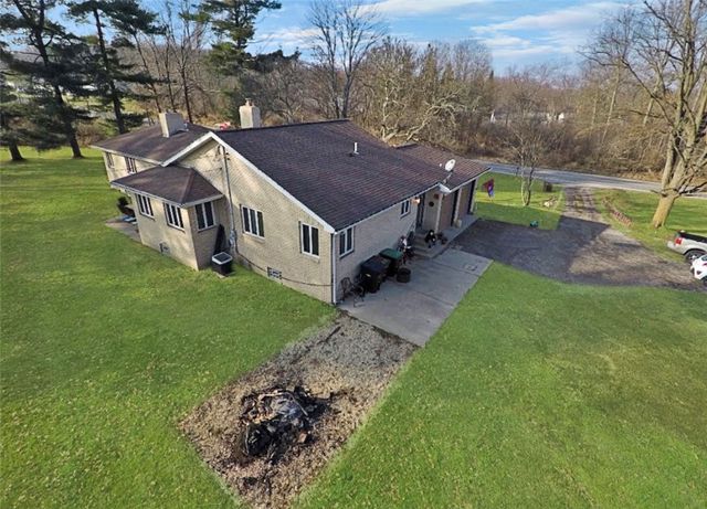 1305 Mercer Ave, Hermitage, PA 16148