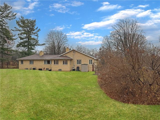 1305 Mercer Ave, Hermitage, PA 16148