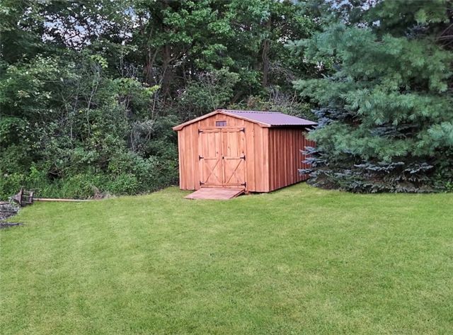 1305 Mercer Ave, Hermitage, PA 16148