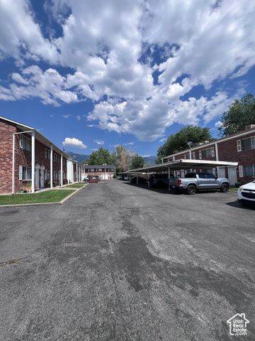556 N FAIRFIELD RD #B4, Layton, UT 84041