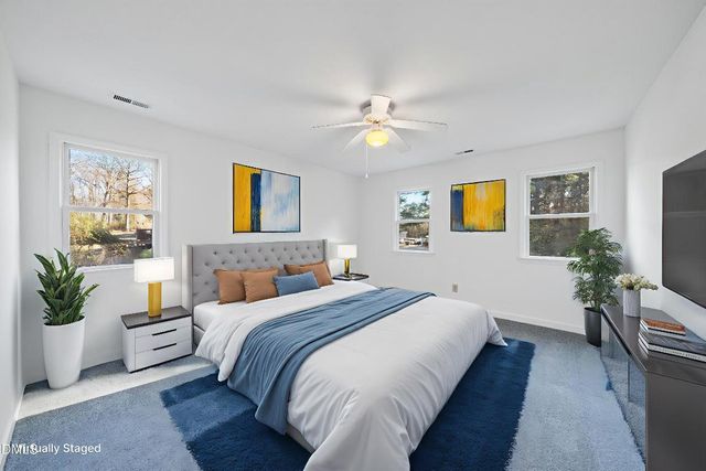 2540 Rolling Meadows Drive, Raleigh, NC 27603