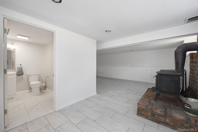 9 Ferrara Drive, Rhinebeck, NY 12572