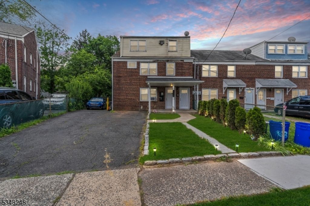 632 Cora Pl, Rahway City, NJ 07065