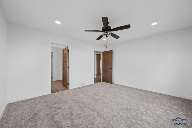 4829 PAPILLON DR, Rapid City, SD 57703