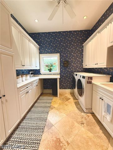 2056 Mission DR, Naples, FL 34109
